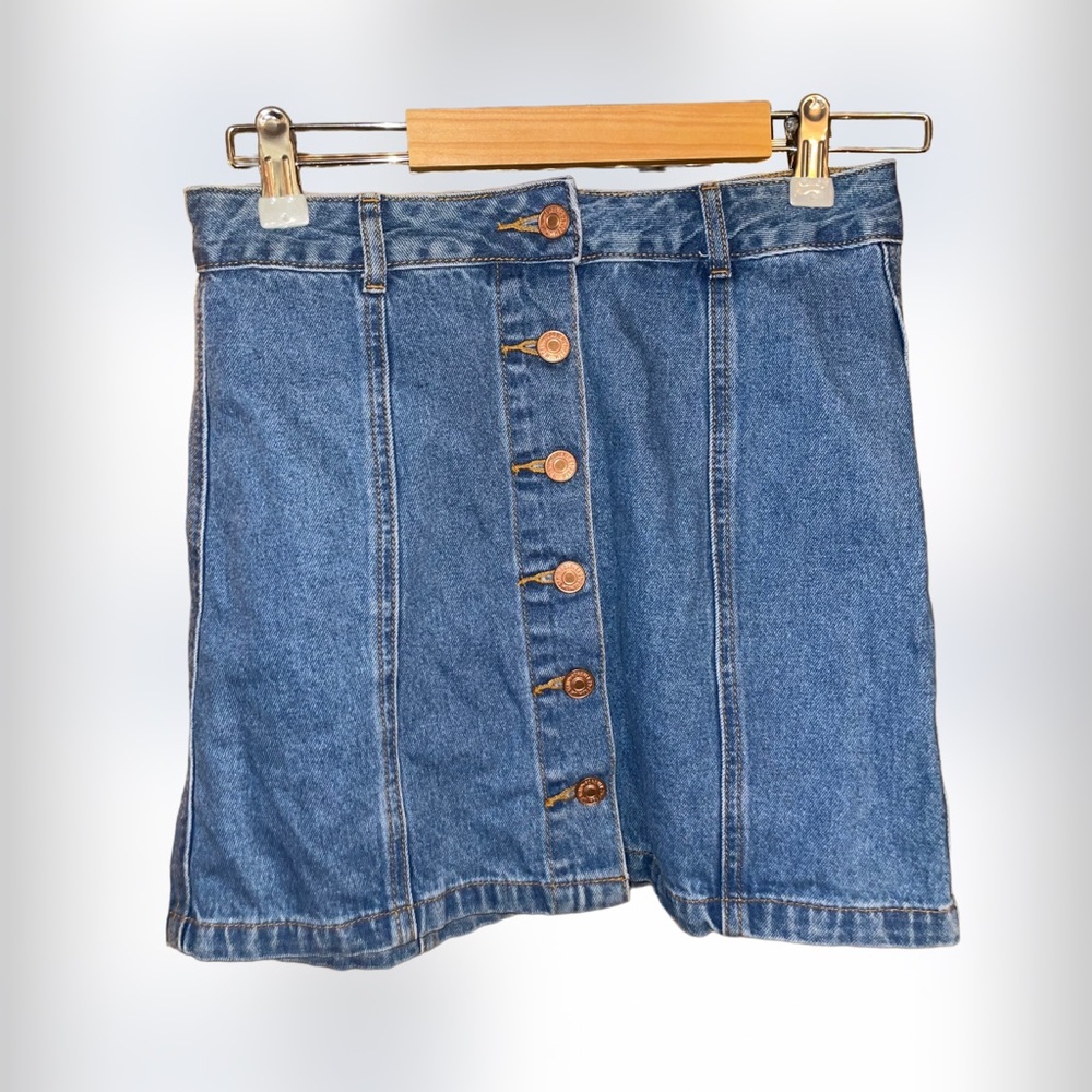 mini skirt